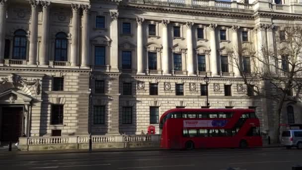London 2023 General Street View Government Department Offices Whitehall Westminster — Stok video