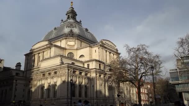 London Pukul 2023 Pemandangan Jalanan Aula Pusat Metodis Westminster — Stok Video