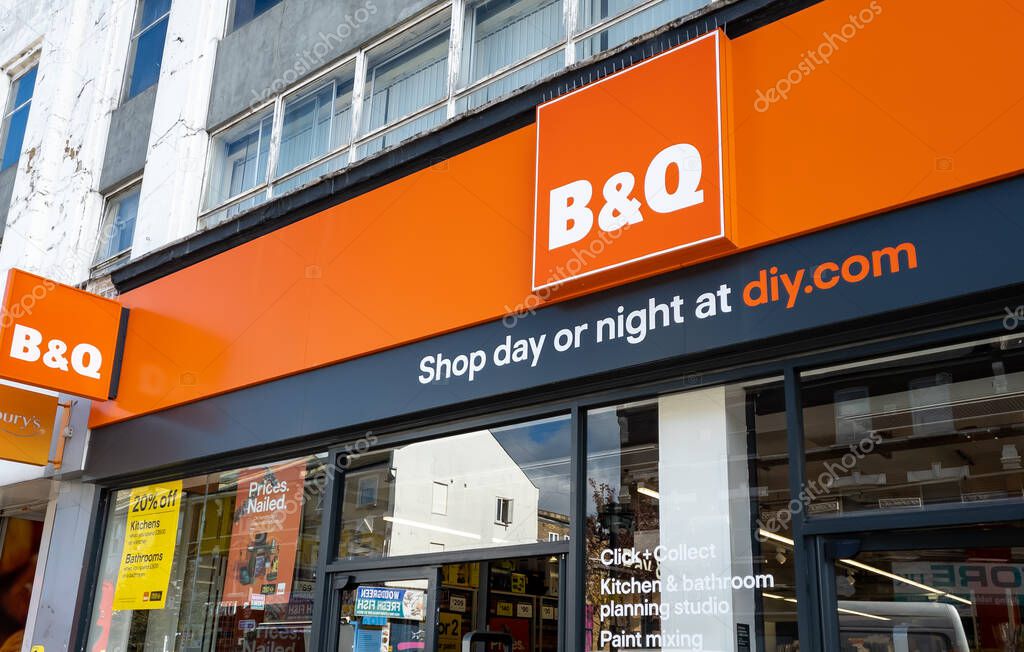 London. UK- 04.12.2023. The company name sign of a branch of the do it yourself chain store B and Q.