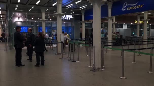 Londyn Wielka Brytania 2023 Wnętrze Terminalu Eurostar Pancras International Station — Wideo stockowe