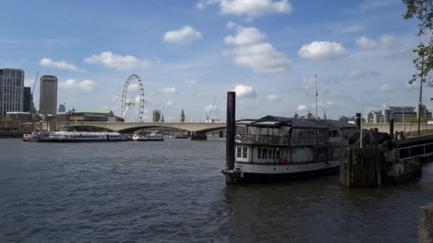 London 2023 General View Waterloo Bridge Spanning River Thames Southbank — Stock Video
