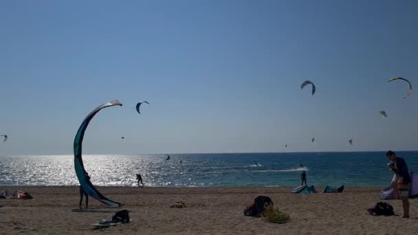 Lefkadaön Grekland 2023 Allmän Bild Verksamheten Vid Samling Kitesurfare Stranden — Stockvideo