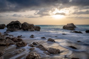 Kavalikefta Sahili, Kalamitsi Köyü, Lefkada, Yunanistan.