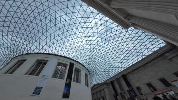 Londyn Zjednoczone Królestwo 2024 Widok Nowoczesny Architektoniczny Szklany Sufit Wielkiego — Wideo stockowe