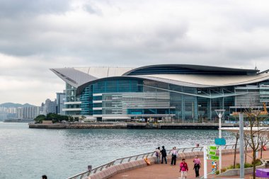 Hong Kong. Çin - 03.03.2025. Hong Kong Kongre ve Sergi Merkezi 'nin genel dış görünüşü..