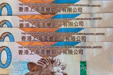 Londra mı? UK- 04.27.2025. Hong Kong ve Şangay Bankacılık Şirketi 'nin adı Hong Kong dolar banknotlarına eklendi..