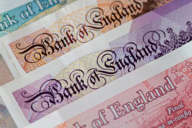 Londra mı? UK- 04.25.2025. İngiltere Merkez Bankası 'nın İngiltere para biriminde basıldığı gibi Sterling banknotları.