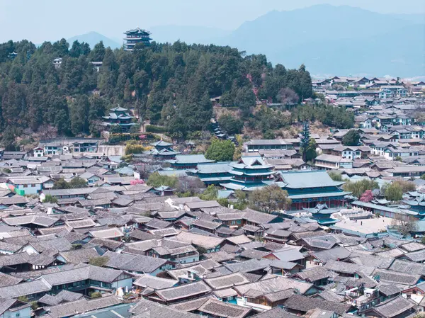 Geleneksel binalarla dolu tarihi Dali Eski Kasabası  