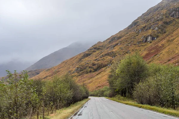 Road Scenic Landscape View Mountain Forest Scottish Highlands Inglés Concepto — Foto de Stock
