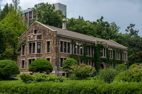 Χτίζοντας Στο Πανεπιστήμιο Yonsei Ένα Από Διάσημα Πανεπιστήμια Στη Σεούλ — Φωτογραφία Αρχείου