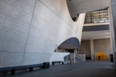 Seul, Güney Kore - 21 Mart 2024: LG Sanat Merkezi 'nin iç görünümü. Tadao Ando tarafından tasarlanmış karmaşık bir kültür alanı..