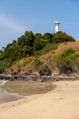 Koh Lanta 'daki deniz feneri. Mu Ko Lanta Ulusal Parkı, Krabi, Tayland.