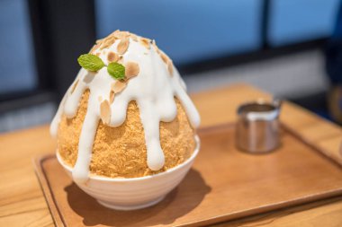 Sütlü buzlu Bingsu, soslu Tayland çayı..