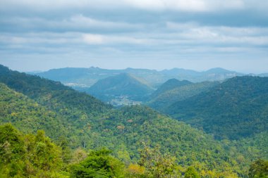 Manzara, Tayland 'daki Khao Yai Ulusal Parkı manzarası