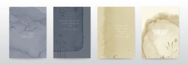 Minimum arka plan çerçeveleri, el çizimi çiçekler ve yapraklar. Sosyal medya hikayeleri, etiket, davetiye veya tebrik kartı için uygun vektör satırı şablonu. fırça dosyaya dahil.