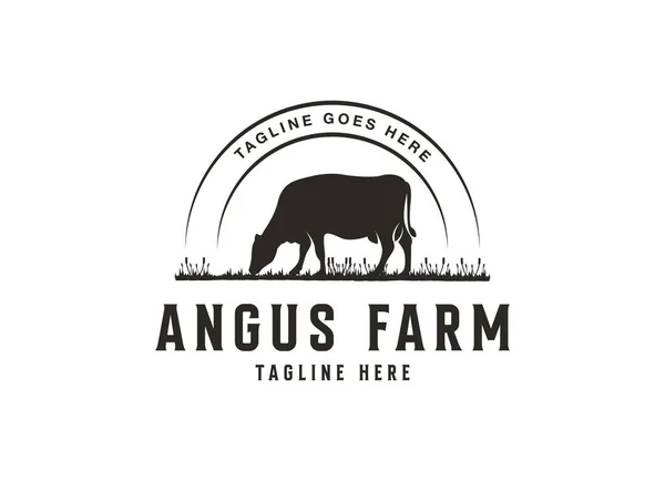 Klasik Sığır Çiftliği Logo Vektör Şablonu. Klasik tarım logosu tasarımı vektör çizimi.