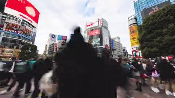 Токио Япония Дек 2022 Гиперпробуксовка Времени Толпы Людей Идущих Пешеходному — стоковое видео