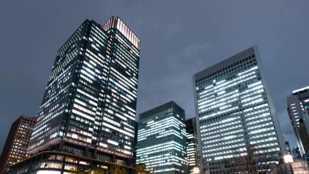 Night Timelapse Building Exterior Marunouchi Financial Business District Windows Light — Vídeo de Stock