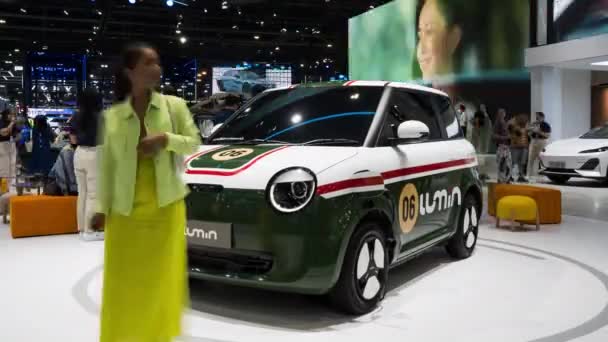 Bangkok Tailandia Marzo 2024 Timelapse Nueva Exposición Automóviles Changan Lumin — Vídeos de Stock