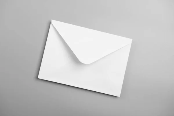 Mockup Envelope Branco Modelo Branco Fundo Isolado — Fotografia de Stock