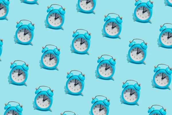 Απρόσκοπτη Μοτίβο Των Μπλε Ρετρό Ξυπνητήρι Δείχνουν Ώρα Αλλαγή Ρολογιού — Φωτογραφία Αρχείου