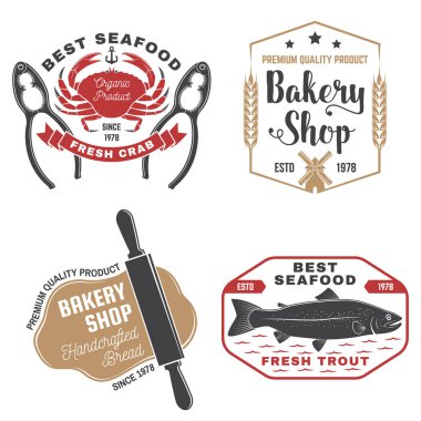 Bir dizi fırın ve deniz ürünleri rozeti. Vektör. Amblem, işaret, yama, gömlek, menü restoranları için merdane, yel değirmeni, buğday kulakları, ton balığı, alabalık, karides, ahtapot yengeci midyesi ve midye.