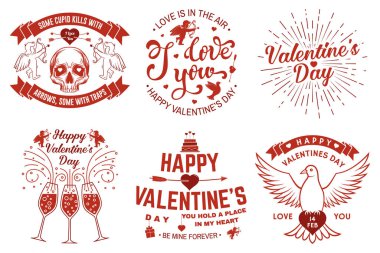 Klasik mutlu sevgililer günü kartı seti. Vektör çizimi. Sevgililer Günü tebrik kartı, pankart, poster, güvercinli el ilanı, şampanya kadehi ve Amur bebek meleği, kafatası ve kalp..
