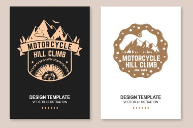 Motosiklet tepesi posterlerine tırmanıyor. Vektör. Tekerlekli, dağlı ve frenli ekstrem spor şablonu