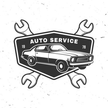 Otomatik servis logosu, amblemler, rozetler ve simgeler. Vektör. Servis arabası tamiri, restorasyon ve araba kulübü tasarım elementleri