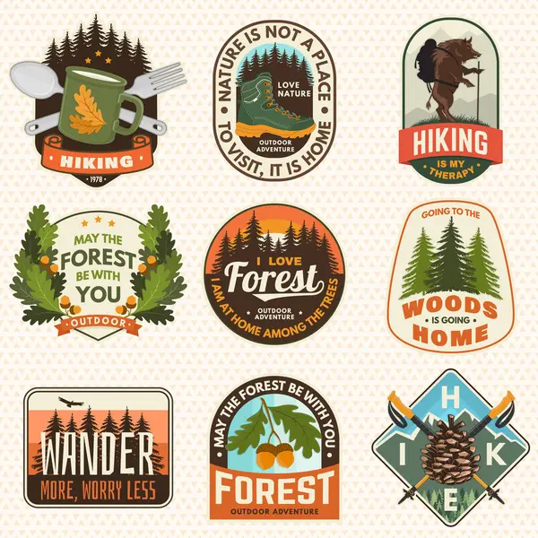 Poster, yama ve kamptan alıntılar için ekstrem macera eserleri. Vektör. Gömlek, logo, baskı, pul ya da tişört konsepti. Yaz kampı.