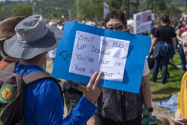 San Rafael California 'daki Marin Center' da Bölünmez Protesto 