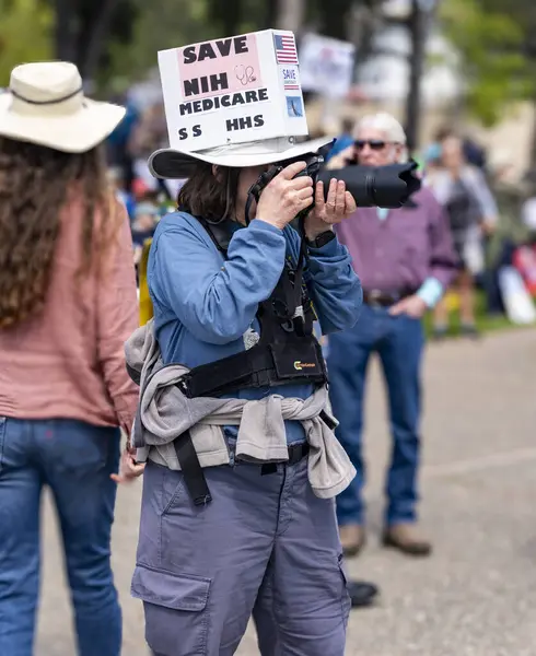 San Rafael California 'daki Marin Center' da Bölünmez Protesto 