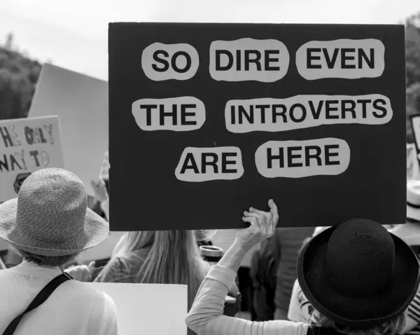 San Rafael California 'daki Marin Center' da Bölünmez Protesto 