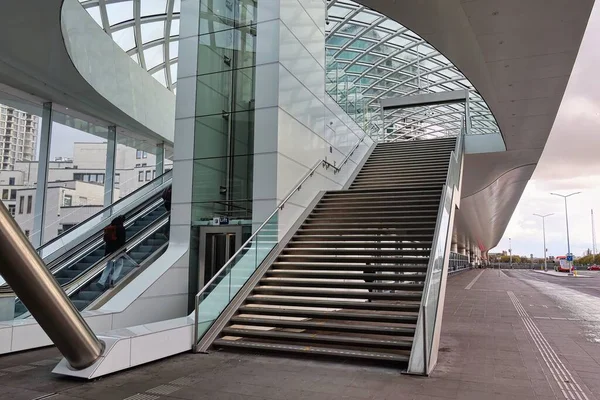 Stock image Den Haag, Netherlands - November 03 2021 : passengers are coming and connecting at a modern public transport terminal