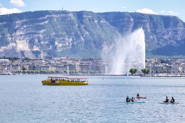 Geneva Suíça Setembro 2022 Frente Água Cidade Com Famosa Fonte — Fotografia de Stock