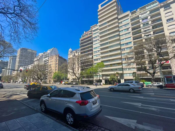 Buenos Aires Argentina Outubro 2022 Carros Estão Dirigindo Uma Rodovia — Fotografia de Stock