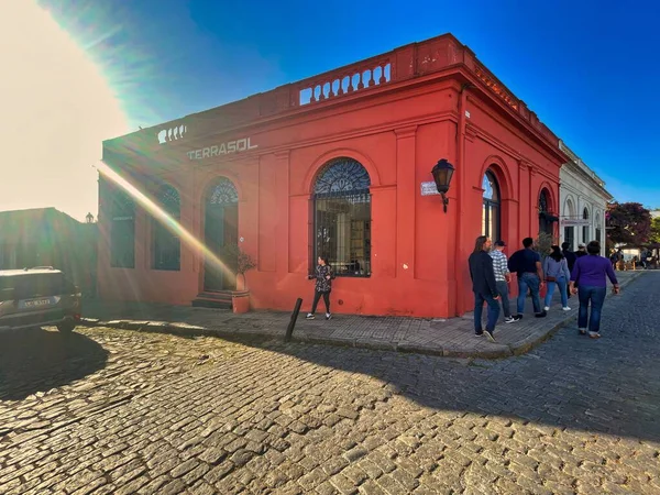 Colonia Del Sacramento Uruguay November 2022 Група Туристів Гуляють Кам — стокове фото