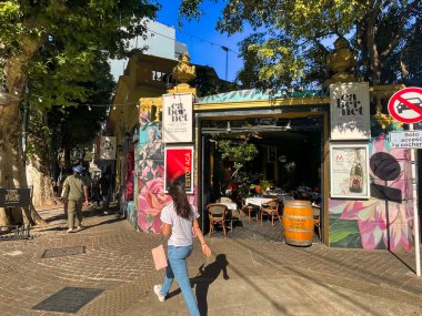 Buenos Aires, Arjantin, 03 Kasım 2022: Soho Palermo mahallesinde popüler bir mağaza veya restoran.