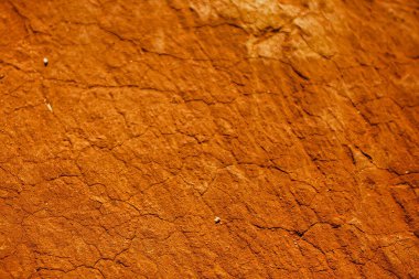 Kırık ve kuru toprak, kurak mevsimde Broken Hill Avustralya 'da bulunan çarpıcı doku ve renkleri gösteriyor..