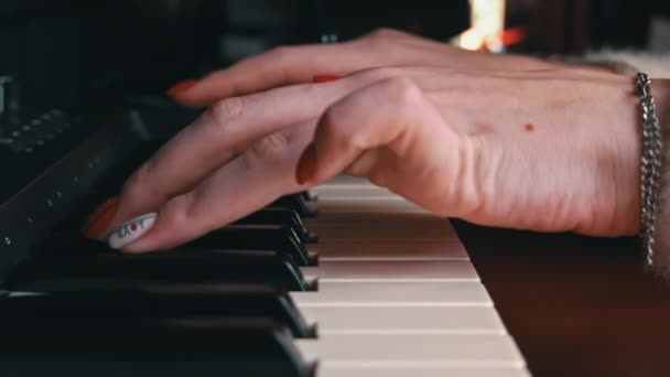 Female Hands Fingers Play Piano Keyboard Close Side View Piano — Vídeos de Stock