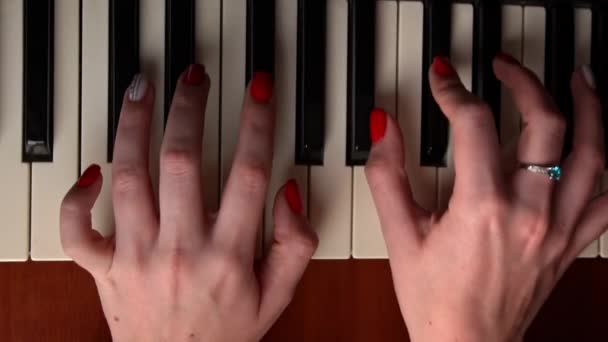 Female Hands Fingers Play Piano Keyboard Close Top View Piano — Stock Video