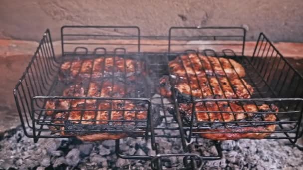 Shish Kebab Viene Fritto Barbecue Una Stufa Fatta Casa Bistecca — Video Stock