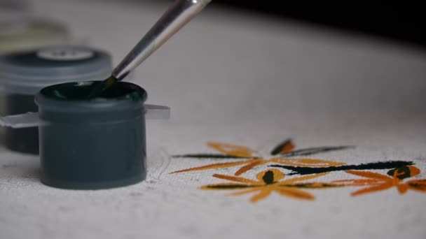 Womans Hand Draws Picture Numbers Hand Manicure Paints Empty Cells — Αρχείο Βίντεο