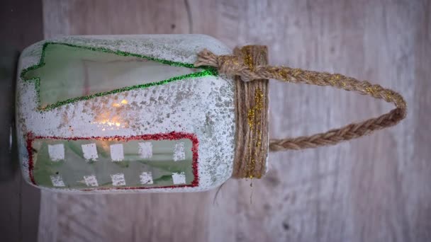 Декоративна Різдвяна Банка Снігу Свічкою Обертається Вертикально Різдвяні Прикраси Різдвяний — стокове відео