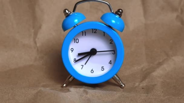 Klasik Çalar Saatin Elleri Saati Sayar Zaman Hızla Akıyor Gitmek — Stok video