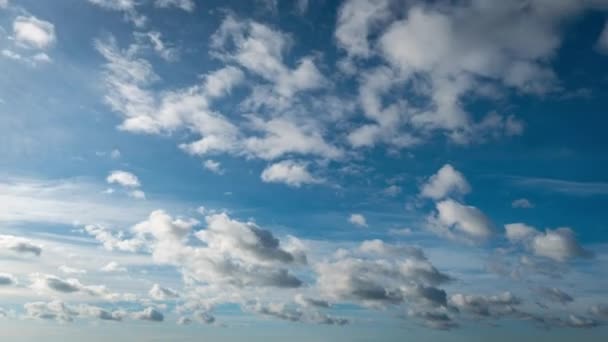 White Fluffy Clouds Slowly Float Blue Daytime Sky Timelapse Beautiful — Wideo stockowe