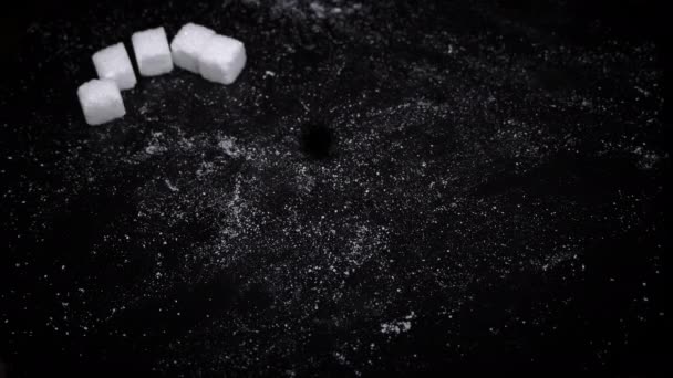 Word Sos Aus Zuckerwürfeln Als Rettung Vor Der Sucht Süßigkeiten — Stockvideo
