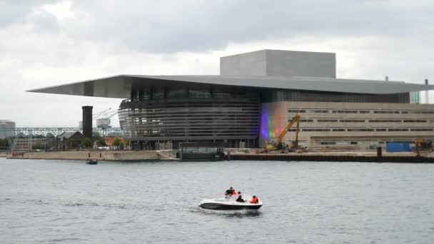 Kopenhagen Denemarken September Het Nationale Operahuis Van Denemarken Bij Zonsondergang — Stockvideo