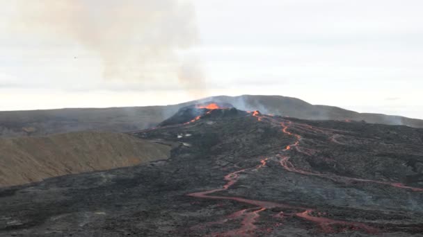 Footage Fagradalsfjall Active Volcano Eruption Geldingadalir Reykjanes Iceland River Hot – Stock-video