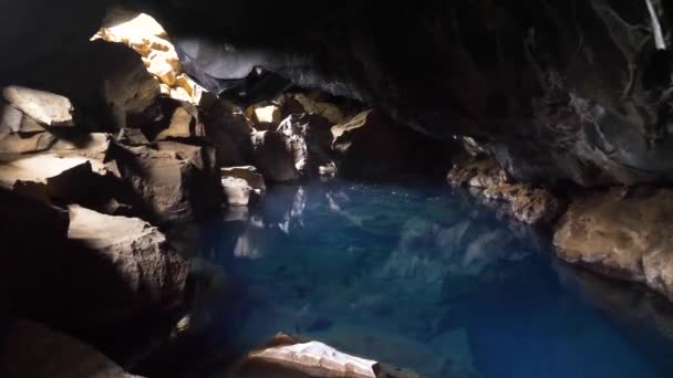 Grjotagja Volcanic Cave Blue Hot Thermal Water Lake Myvatn Iceland — Stockvideo